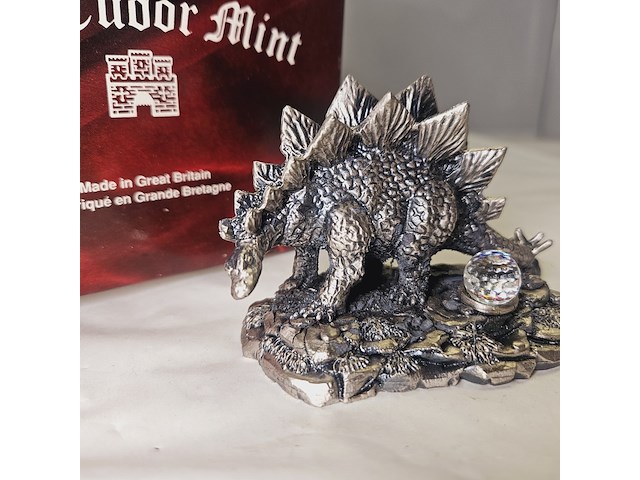 Tudor mint england - stegosaurus statuette met zilver vergoten - afbeelding 3 van  7