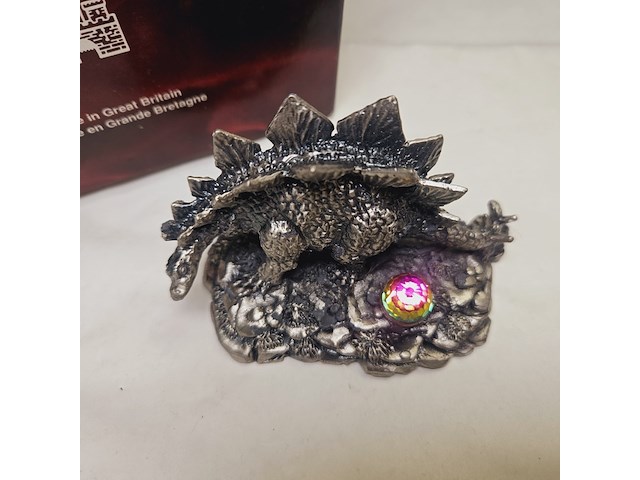 Tudor mint england - stegosaurus statuette met zilver vergoten - afbeelding 5 van  7