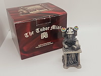 Tudor mint england - 'the drout keeper' statuette met zilver vergoten - afbeelding 2 van  9