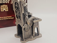 Tudor mint england - 'the drout keeper' statuette met zilver vergoten - afbeelding 6 van  9