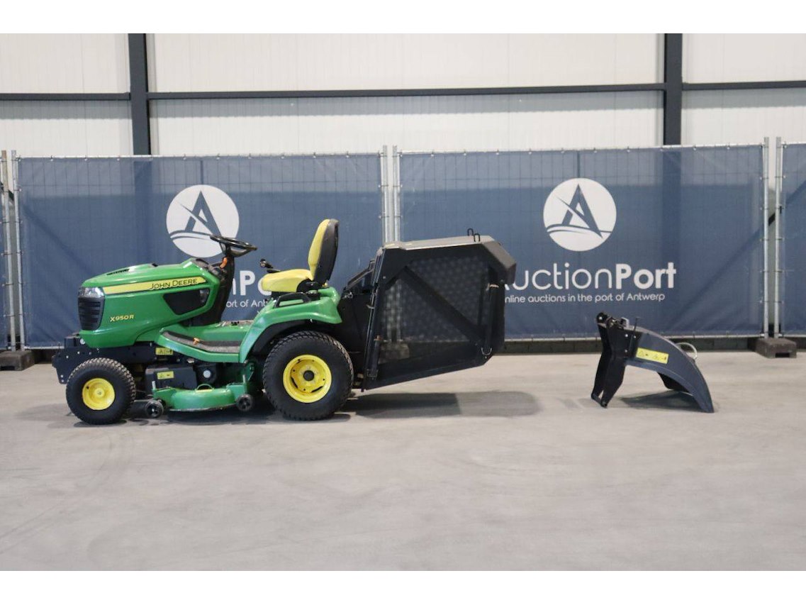 Tuin - park - minitractors - zitmaaiers