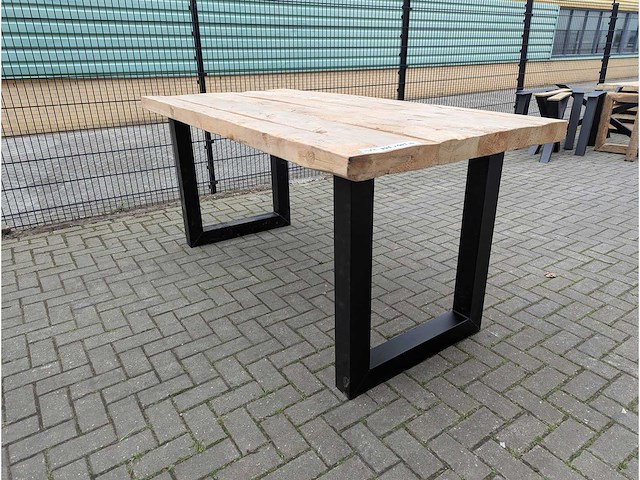 Tuin bartafel rustiek iepenhout. 225 x 105 x 100cm. metalen bar u onderstel - afbeelding 1 van  3