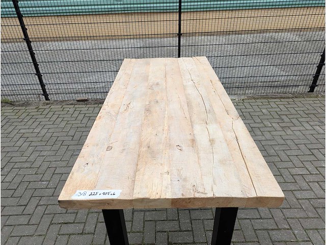 Tuin bartafel rustiek iepenhout. 225 x 105 x 100cm. metalen bar u onderstel - afbeelding 3 van  3