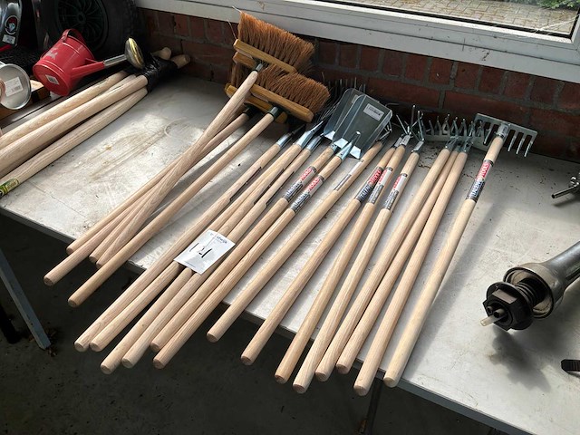 Tuin gereedschap (19x) - afbeelding 1 van  6