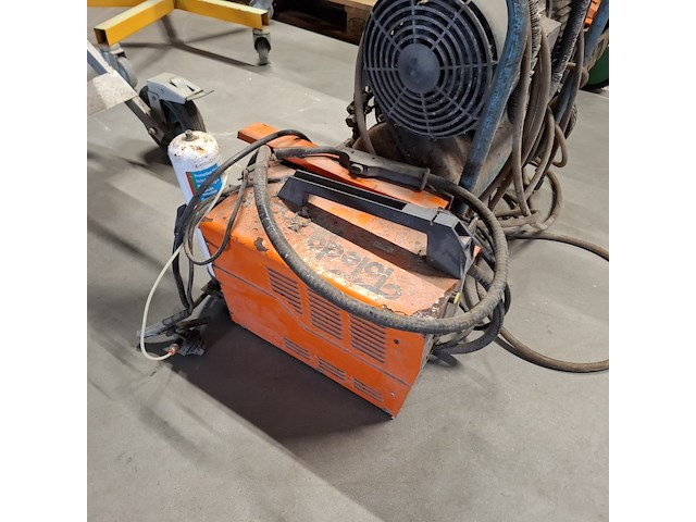 Tuin gereedschap en elektrische gereedschap , bril, flymo, stilhl - afbeelding 31 van  39