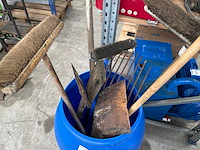 Tuin gereedschap in ton - afbeelding 2 van  4