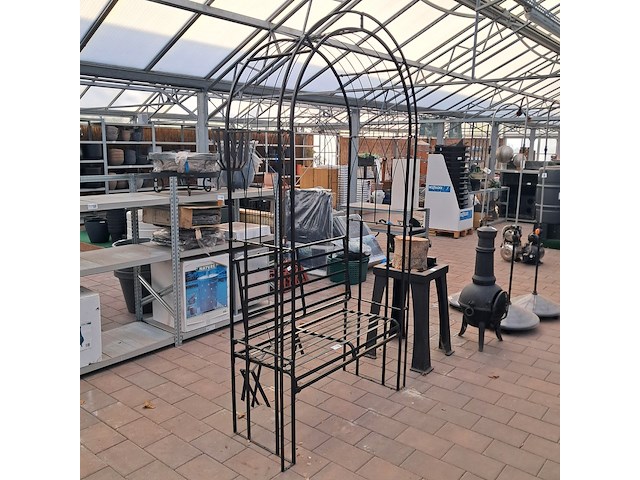 Tuinbank met rozenboog - afbeelding 3 van  8