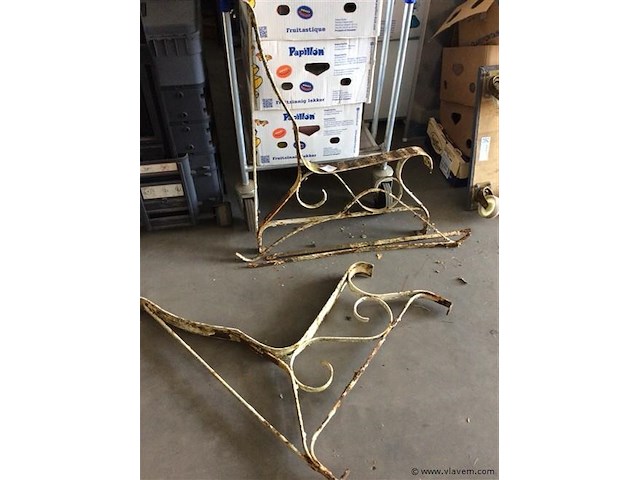 Tuinbank voeten 2stuks - afbeelding 1 van  3