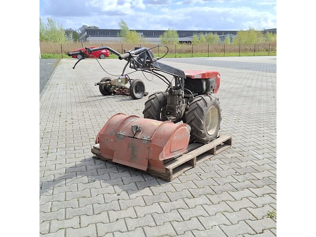 Tuinfrees, nibbi, 800, 1999 - afbeelding 18 van  24