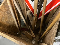 Tuingereedschap en legbordstelling - afbeelding 3 van  7