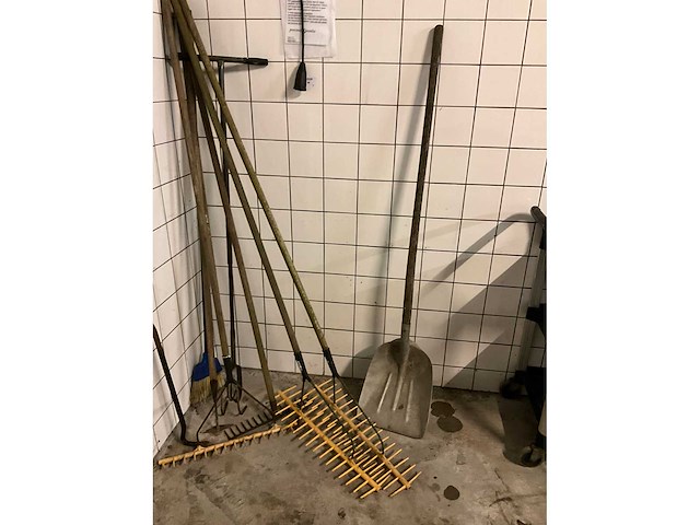 Tuingereedschap - afbeelding 3 van  3