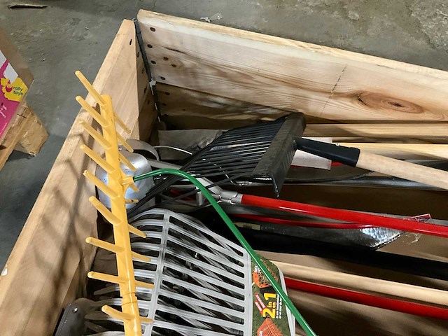 Tuingereedschap - afbeelding 1 van  6
