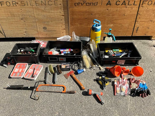 (tuin)gereedschappen en toebehoren - afbeelding 1 van  5