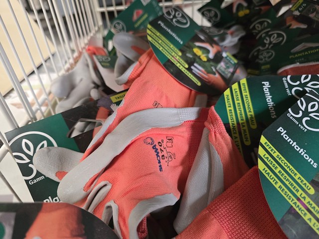 Tuinhandschoenen in mand ca 60 stuks gamm vert, partij - afbeelding 3 van  4