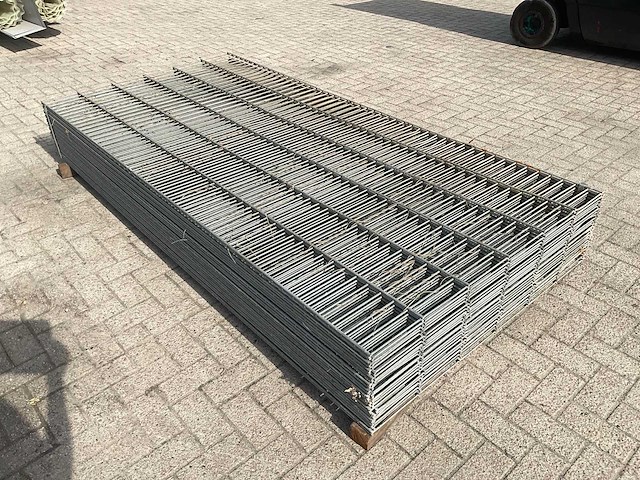 Tuinhek 60 meter hek - afbeelding 1 van  9