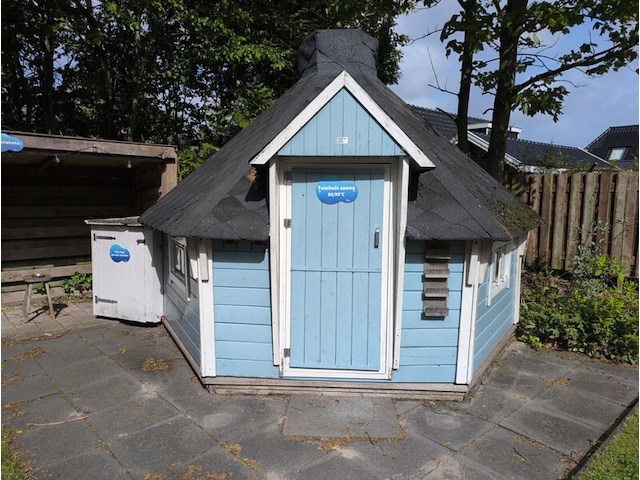 Tuinhuis met ingebouwde sauna (80–90°c) - afbeelding 4 van  11