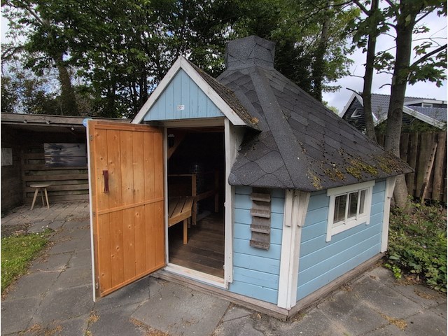 Tuinhuis met ingebouwde sauna (80–90°c) - afbeelding 6 van  11