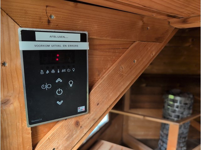 Tuinhuis met ingebouwde sauna (80–90°c) - afbeelding 7 van  11