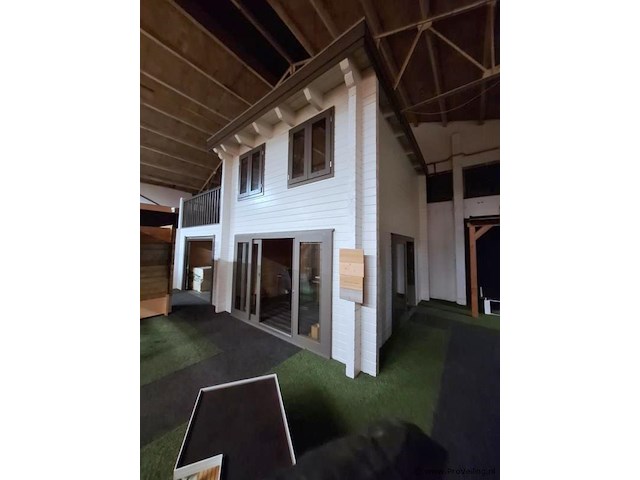 Tuinhuis (vuren) met woongedeelte en garage - 850x540x495 cm - afbeelding 1 van  14