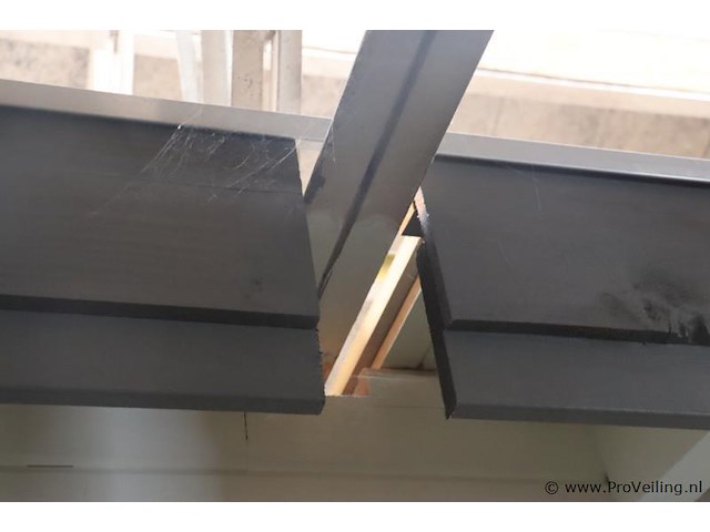 Tuinhuis (vuren) met woongedeelte en garage - 850x540x495 cm - afbeelding 22 van  39