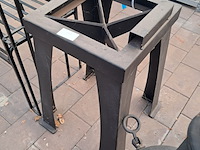 Tuinkachel en houthaktafel - afbeelding 16 van  18