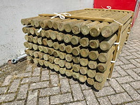 Tuinpalen rondhout met punt 8cm 200 cm (78x) - afbeelding 3 van  4