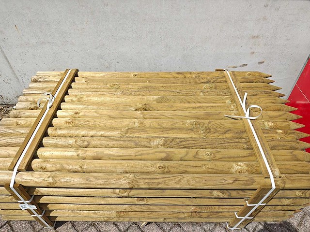 Tuinpalen rondhout met punt 8cm 200 cm (78x) - afbeelding 4 van  4