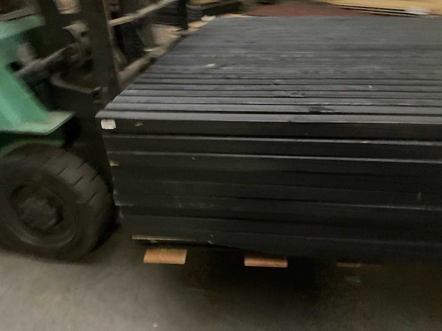 Tuinscherm "elan" zwart gespoten - 180x180 cm (10x) - afbeelding 8 van  9