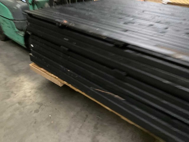 Tuinscherm "elan" zwart gespoten - 180x180 cm (10x) - afbeelding 2 van  12