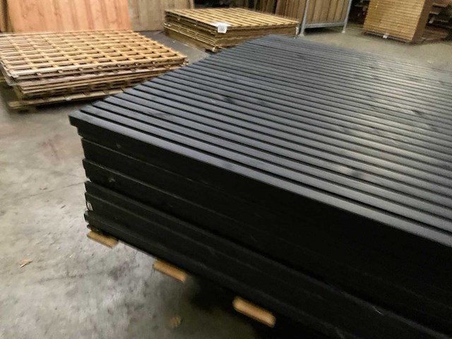 Tuinscherm "elan" zwart gespoten - 180x180 cm (10x) - afbeelding 3 van  9