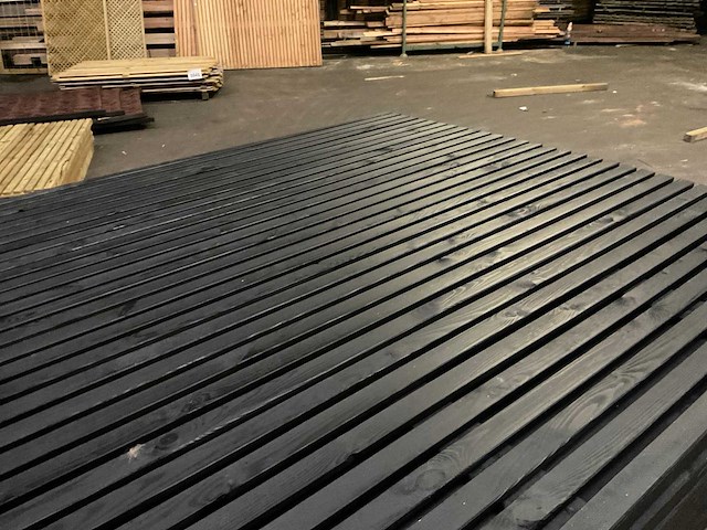 Tuinscherm "elan" zwart gespoten - 180x180 cm (10x) - afbeelding 9 van  9