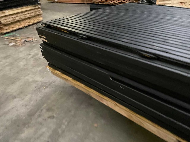 Tuinscherm "elan" zwart gespoten - 180x180 cm (10x) - afbeelding 6 van  12