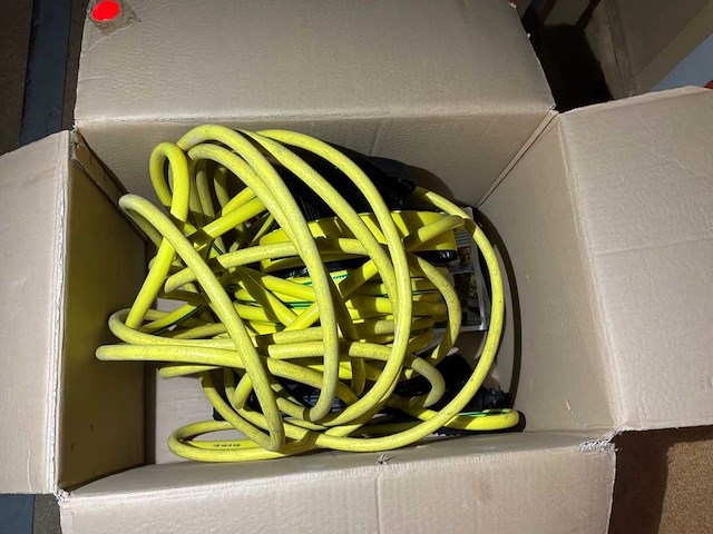 Tuinslang met kärcher onderdelen - afbeelding 2 van  2