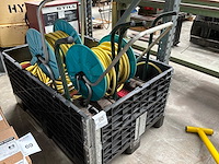 Tuinslangen / schoenveegborstel - afbeelding 1 van  1
