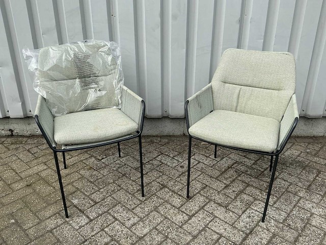 Tuinstoel met kussens (2x) - afbeelding 1 van  2