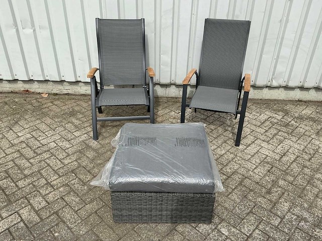 Tuinstoel set met bijzettafel - afbeelding 3 van  10