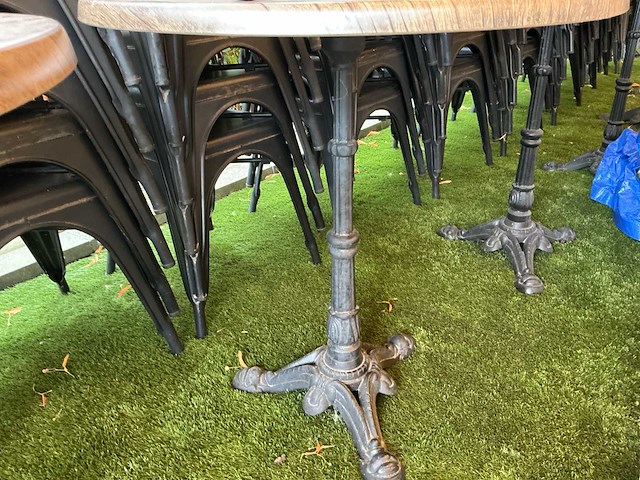Tuinstoelen en tafels (112x) - afbeelding 5 van  10