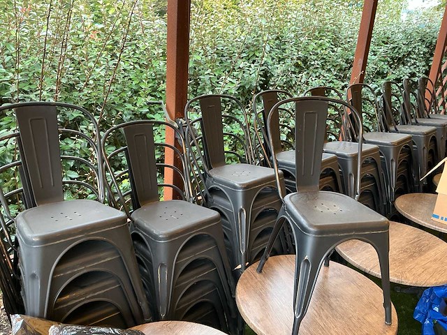 Tuinstoelen en tafels (112x) - afbeelding 6 van  10