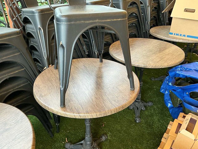 Tuinstoelen en tafels (112x) - afbeelding 9 van  10