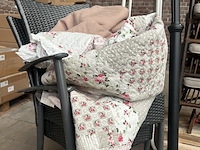 Tuinstoelen, tuinverlichting en accessoires - afbeelding 2 van  8