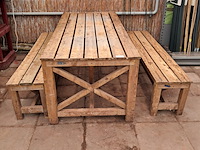 Tuintafel en banken - afbeelding 1 van  8