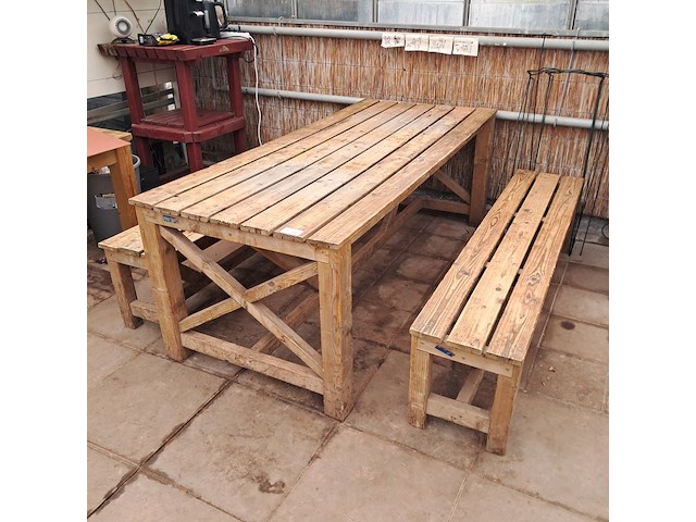 Tuintafel en banken - afbeelding 3 van  8