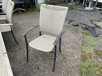 Tuintafel en tuinstoelen - afbeelding 2 van  10