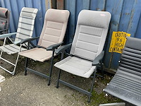 Tuintafel en tuinstoelen - afbeelding 7 van  10