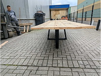 Tuintafel mega. grenenhout. 370 x 115 x 78cm. metalen onderstel - afbeelding 2 van  3