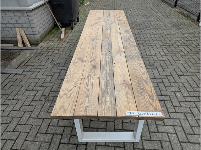 Tuintafel mega. rustiek grenenhout. 320 x 85 x 77cm. metalen u onderstel - afbeelding 3 van  3