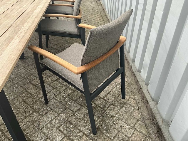 Tuintafel met bank en 3 stoelen - afbeelding 1 van  1