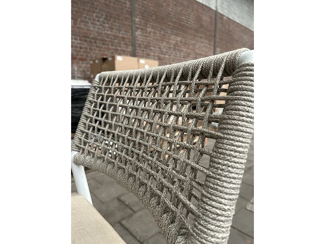 Tuintafel met drie barkrukken - afbeelding 11 van  11