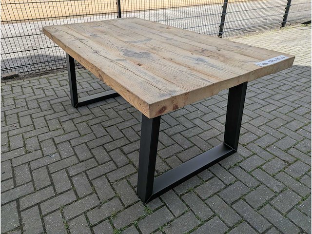 Tuintafel rustiek grenenhout 180 x 95 x 78cm. metalen u onderstel - afbeelding 1 van  3
