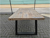 Tuintafel rustiek grenenhout 180 x 95 x 78cm. metalen u onderstel - afbeelding 2 van  3